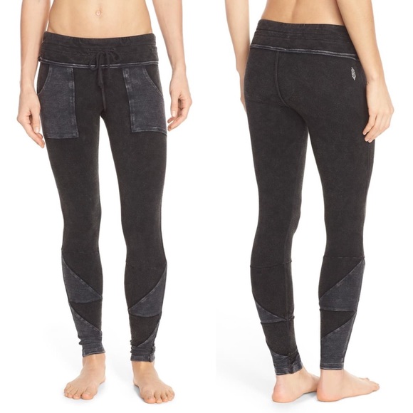 Free People • Kyoto High Rise Ankle Legging Black - Picture 3 of 8